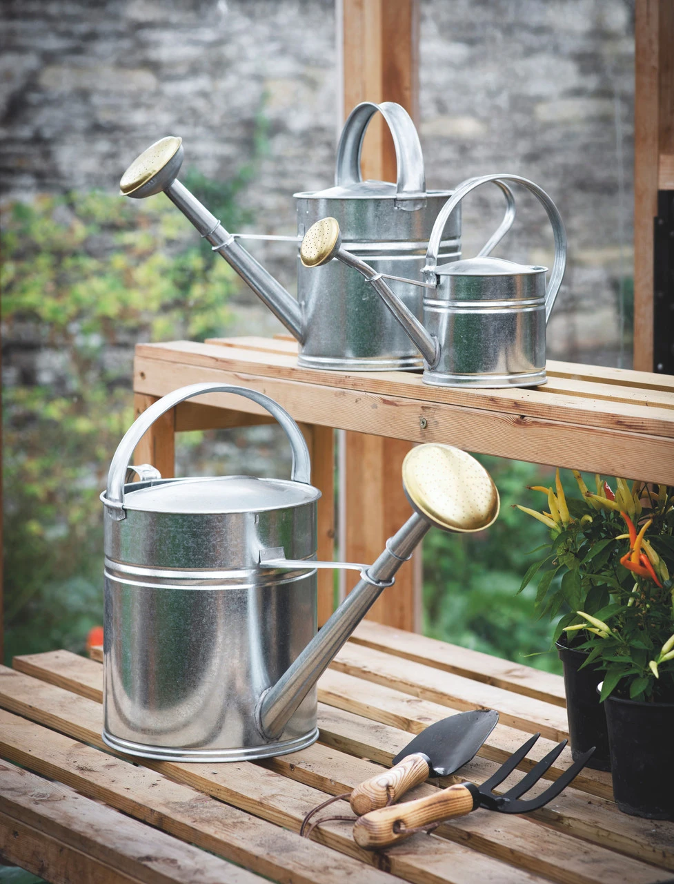 Galvanised Watering Can - 1.5L 2 Galvanised Watering Can - 1.5L - Image 2