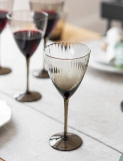 Set Of 4 Berkeley Wine Glasses - Smoke