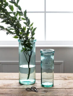 Wells Column Vase - Small 7 Wells Column Vase - Small -Garden Trading Store WLVA08 portrait 3 95142.1638487243