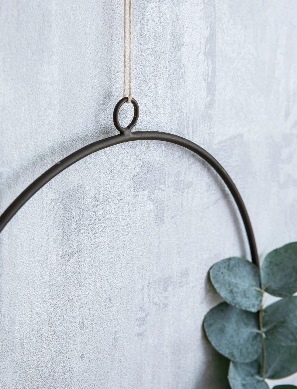 Cromwell Wreath - Small 2 Cromwell Wreath - Small - Image 2