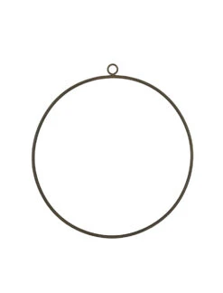 Cromwell Wreath - Small 6 Cromwell Wreath - Small -Garden Trading Store WRAB02 portrait 8 54177.1638487830