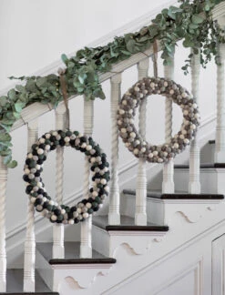 Southwold Wreath - Large - Grey -Garden Trading Store WRFE01 portrait 3 50586.1638489016