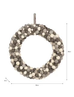 Southwold Wreath - Large - Grey -Garden Trading Store WRFE01 portrait 9 73681.1638489018